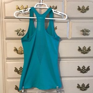 Nike racer back tank top